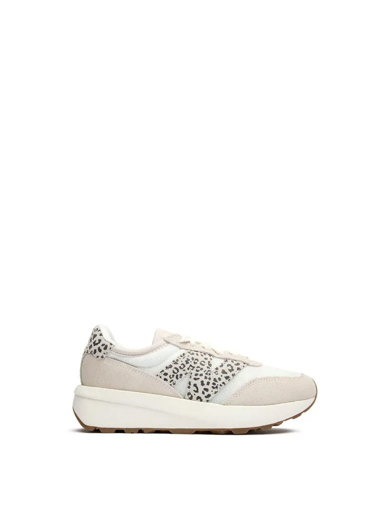 370 Trainers White Leopard Print 1