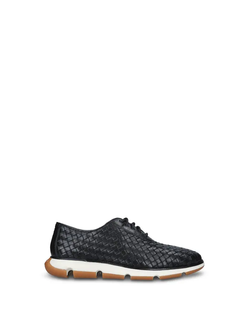 4 Zerogrand Woven Oxford 1