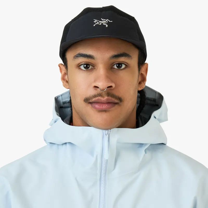 Arc'teryx Norvan Mesh 5 Panel Cap Black / Arctic Silk 1