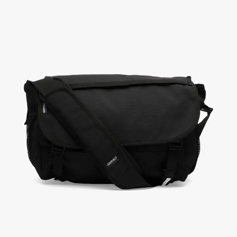Gramicci Messenger Bag / Black 1