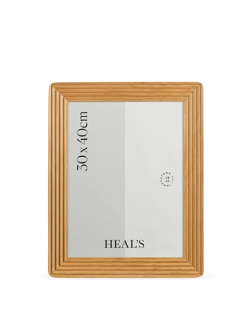 Modena Frame In Oak 1